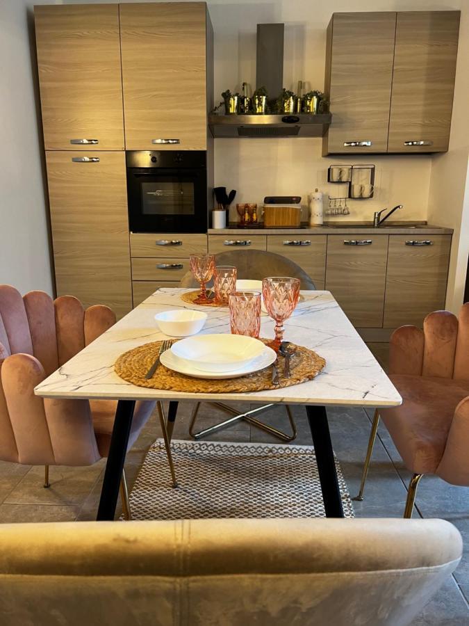 Ferienwohnung Regina Milano In Porta Romana 2 - Sky Tv, Wifi E Breakfast Box Exterior foto